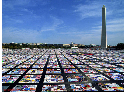 Picture of the AIDS quilt