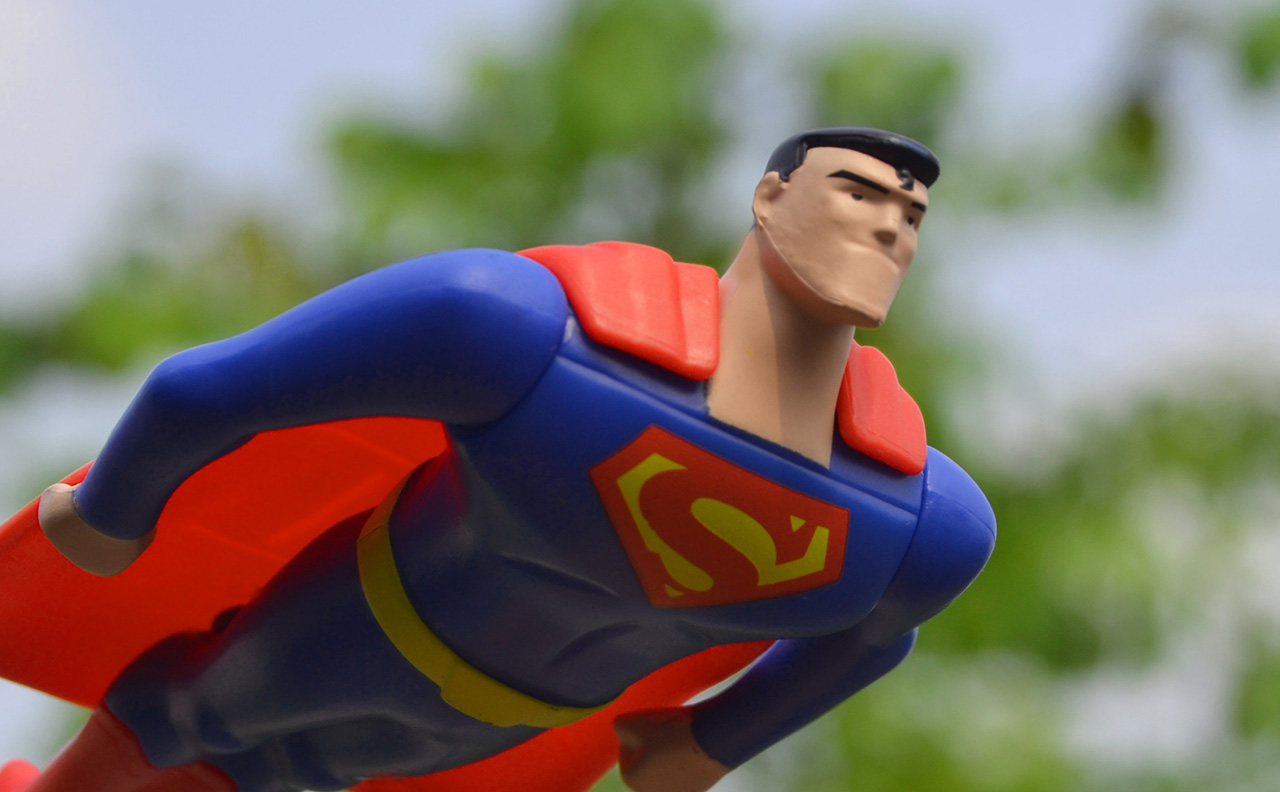 miniature-miniature-toys-superhero-1650005.jpg