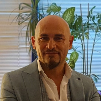 Aras Bozkurt bio pic
